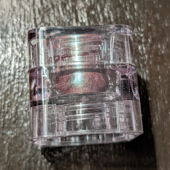 Naked Cosmetics Eyeshadow in "Mother Nature" - Picture 2 of 3